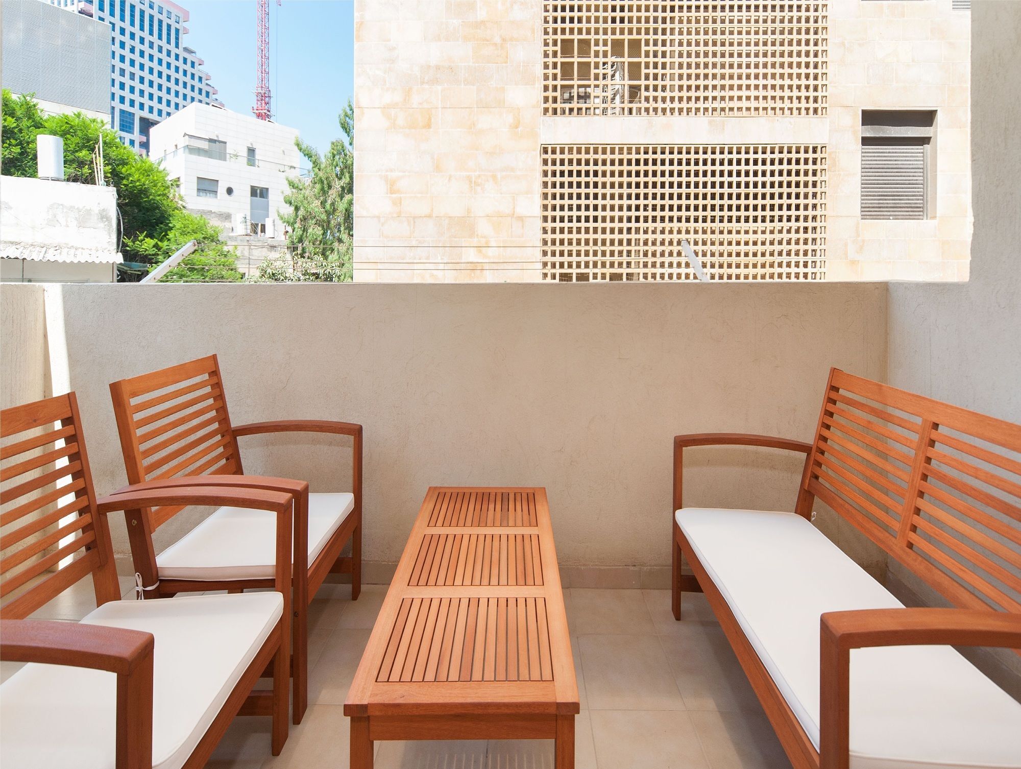Charming 2Bd Apt W/ Balcony By Sea N' Rent 텔아비브 외부 사진